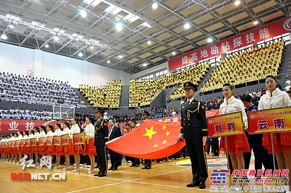 全国共有31个省（区、市）、5个中央地勘行业部门组队参加决赛。