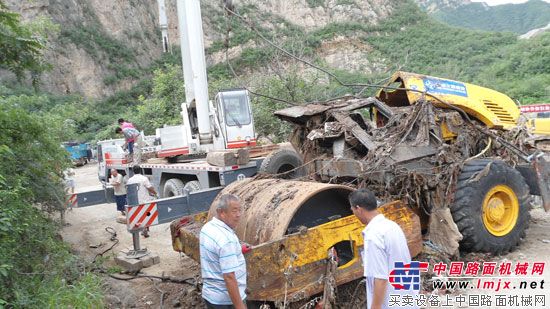 北京、天津大水，工程機械設備亦遭殃