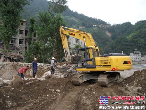 力士德挖掘機助力臨沭“雲溪穀”景區建設