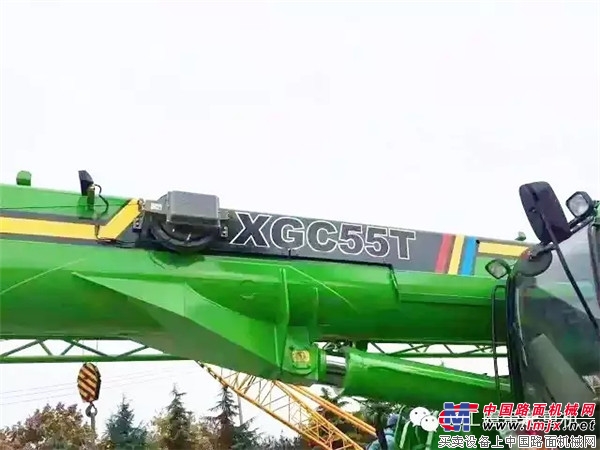 徐工綠色精靈XGC55履帶式伸縮臂起重機，曼穀建設展英姿