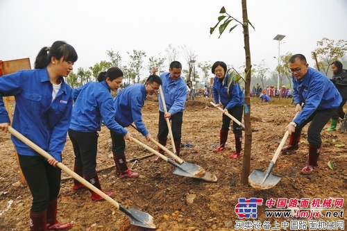 玉柴積極參與植樹活動為園林生態建設獻力