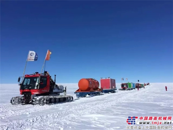 崔鹏惠：最爱南极 点赞柳工