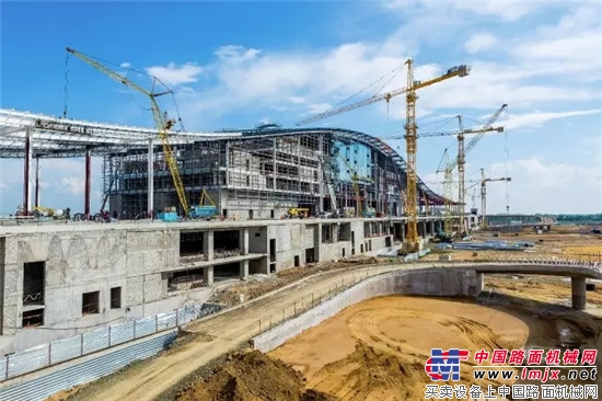 征服丝绸之路桥头堡 中联重科参建哈萨克斯坦三大标志性建筑