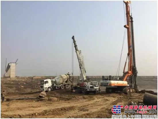 中巴经济走廊引全球高度关注 中国制造参建巴基斯坦最大规模公路