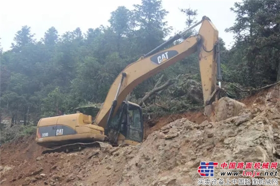 便利出行可缺不了這些“大黃車”