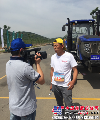 下得田地,上得賽場 雷沃歐豹成為濱州機手大賽唯一指定用車