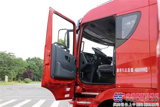 [最全圖解]6×4漢馬H9牽引車 輕鬆搞定長途物流運輸