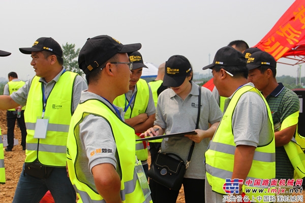 2017山工机械推土机特种兵训练营完美收官