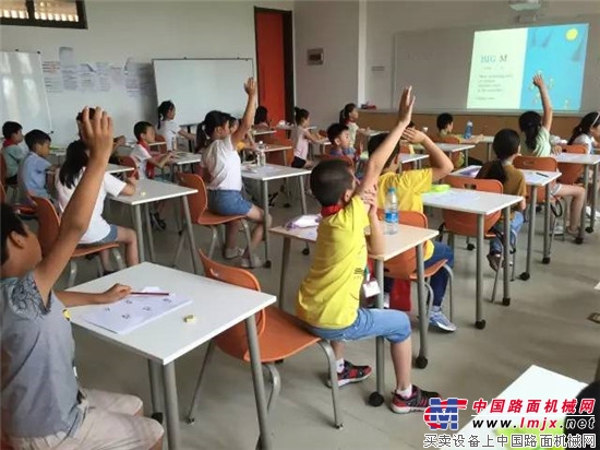 少年的心，在“卡特彼勒英语夏令营”扬帆起航 