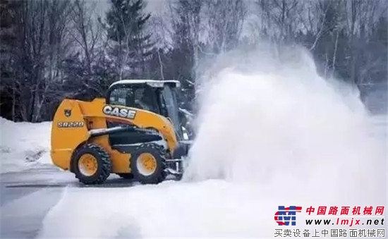 迎战40℃“滚烫”高温，凯斯带你重返冰天雪地