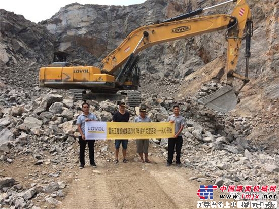 雷沃客户关爱活动全国火热进行中，用心服务获客户齐称赞 