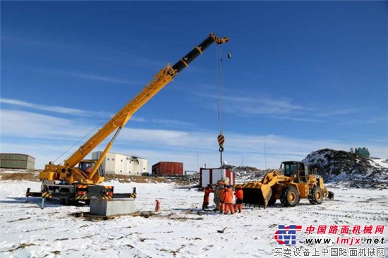 柳工再次向中国极地中心交付设备，携手共拓科考未来 