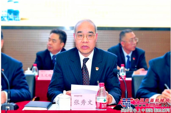 山东省人大代表张秀文传达学习省第十三届人民代表大会第一次会议精神