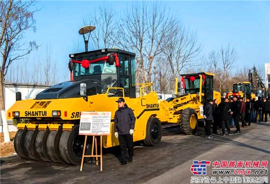 山推举办山东区域春季产品技术交流会